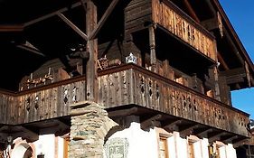 Schlossar Haus